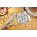 IMPERIA Ravioli da brodo ravioli mould with rolling pin - 44 sections
